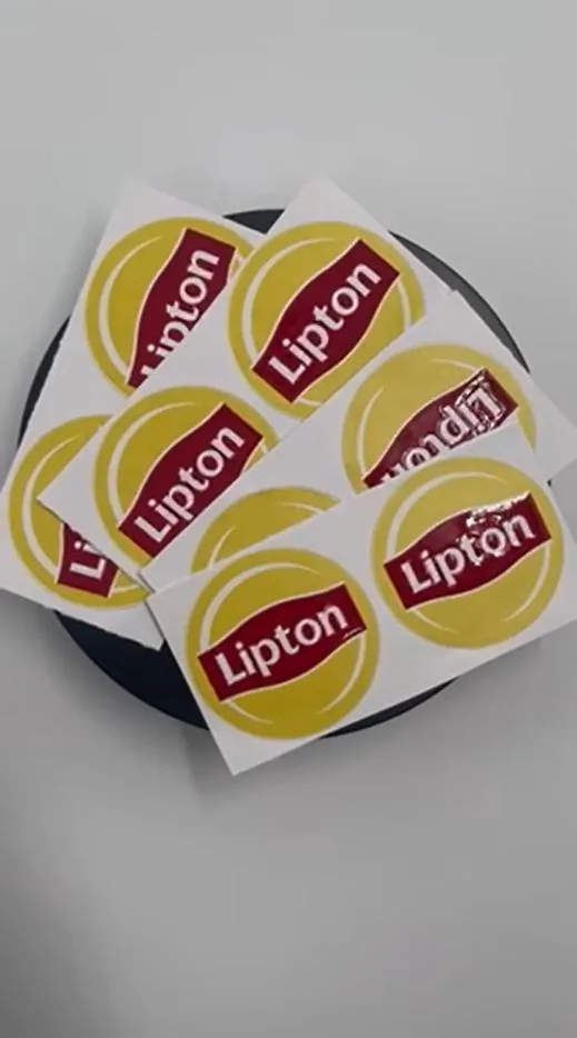 Lipton — Στρογγυλά αυτοκόλλητα με χρώμα
